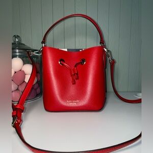 Gently used Kate spade bucket bag